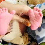 आस्था: पुणे के श्रद्धालु ने माता बज्रेश्वरी मंदिर में चढ़ाया 100 ग्राम सोने का हार, देखें तस्वीरें 2 “हाथों-पैरों में 6-6 उंगलियां”, पालमपुर अस्पताल में जन्मे ‘अनोखे’ बच्चे को देख परिजन और डॉक्टर भी हैरान,