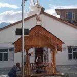 Triloknath Temple Controversy: जांच पूरी, चालान तैयार… त्रिलोकनाथ मंदिर में पवित्र खड़ाऊं उठाने व धार्मिक उन्माद फैलाने वाले SC-ST एक्ट केस में कार्रवाई की देरी पर उठे सवाल