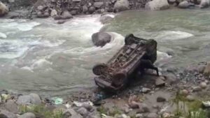 Manali Road Accident: ओल्ड मनाली में आधी रात को चीख-पुकार,  2 युवकों की दर्दनाक मौत; 3 की हालत गंभीर!