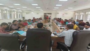 Forest Rights Act 2006: वनों पर पारंपरिक अधिकारों को मिली पहचान, बंजार में 172 सामुदायिक वन अधिकार स्वीकृत