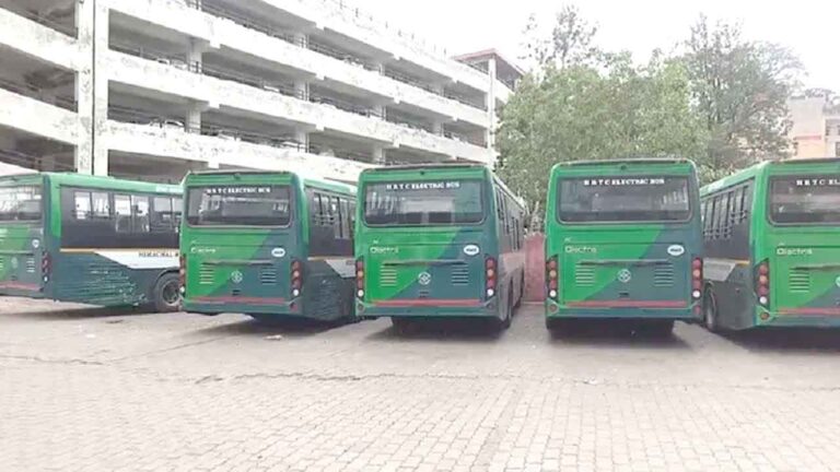 HOME 1 HRTC Nahan Depot: नाहन HRTC डिपो को झटका, दो महीने में 10 इलेक्ट्रिक और 7 डीजल बसें दूसरे डिपो भेजीं, जनता परेशान
