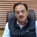 Shimla News: चौपाल के पबास मंदिर में श्रद्धालुओं की आस्था से खिलवाड़, जिस भंडारी पर था भरोसा... वही निगल गया लाखों के गहने! 1 Kishau Dam Project: किशाऊ प्रोजेक्ट से हर साल मिलेंगे ₹600 करोड़, उद्योग मंत्री हर्षवर्धन चौहान बोले – CM सुक्खू ने सुरक्षित किए राज्य के हित!