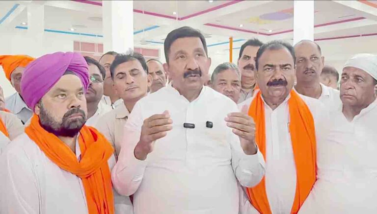 Himachal Politics: मुकेश अग्निहोत्री का बीजेपी पर हमला - हरोली में 25 साल का वनवास, अब टिकट के लिए गाली देने की होड़!