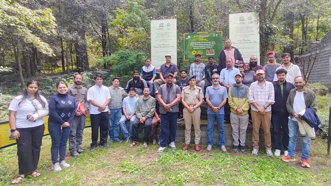 HOME 12 Tirthan Valley Tourism: तीर्थन घाटी में पर्यटन सीजन में रेव पार्टियों और ड्रग्स पर रहेगी पुलिस की पैनी नजर, कारोबारियों संग बनी रणनीति..!