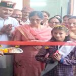 HRTC Nahan Depot: टायरों की कमी से थमे 11 बसों के पहिए, जानिए पूरा मामला 2 Rajgarh News: राजगढ़ में ग्रामीणों ने खुद बनावाया चार कमरों का स्कूल भवन, बच्ची से उद्घाटन करवाकर पेश की मिसाल