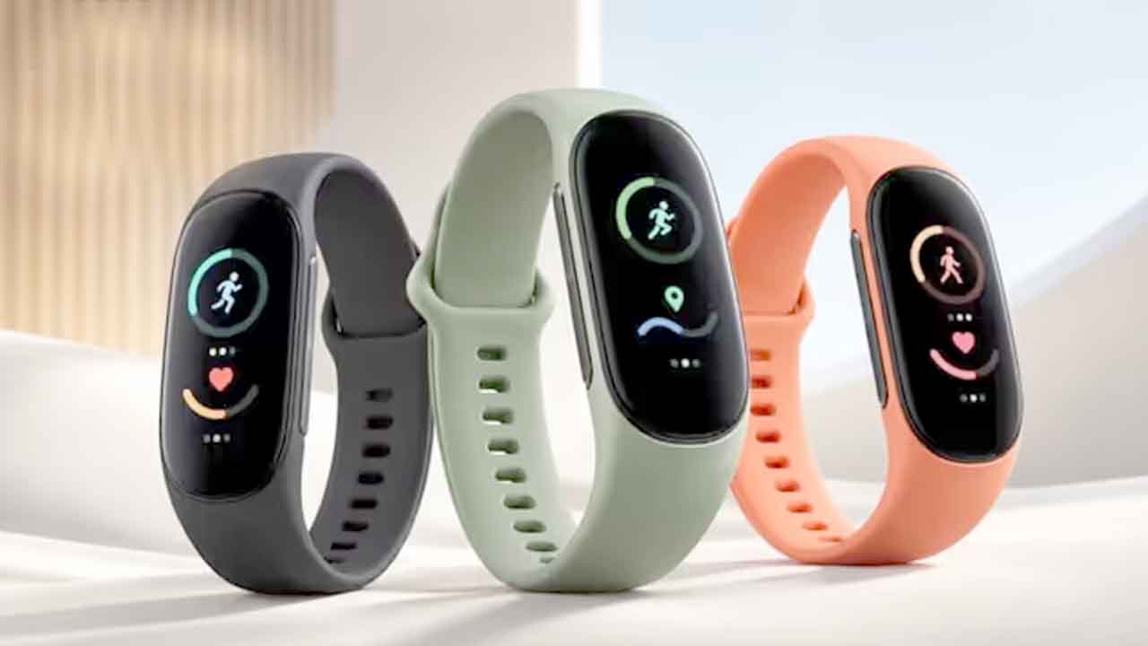 Google Fitbit Edge Fitness Tracker: गूगल का नया फिटनेस ट्रैकर 7 दिन की बैटरी के साथ देगा स्मार्टवॉच को टक्कर, जानें कीमत