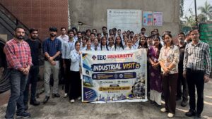 किताबी ज्ञान से उद्योग की दहलीज तक पहुंचे IEC University के विद्यार्थी