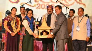 Kullu Dussehra 2026: कुल्लू दशहरा से दुनिया तक पहुंच रही हिमाचल की सांस्कृतिक विरासत: मुकेश अग्निहोत्री