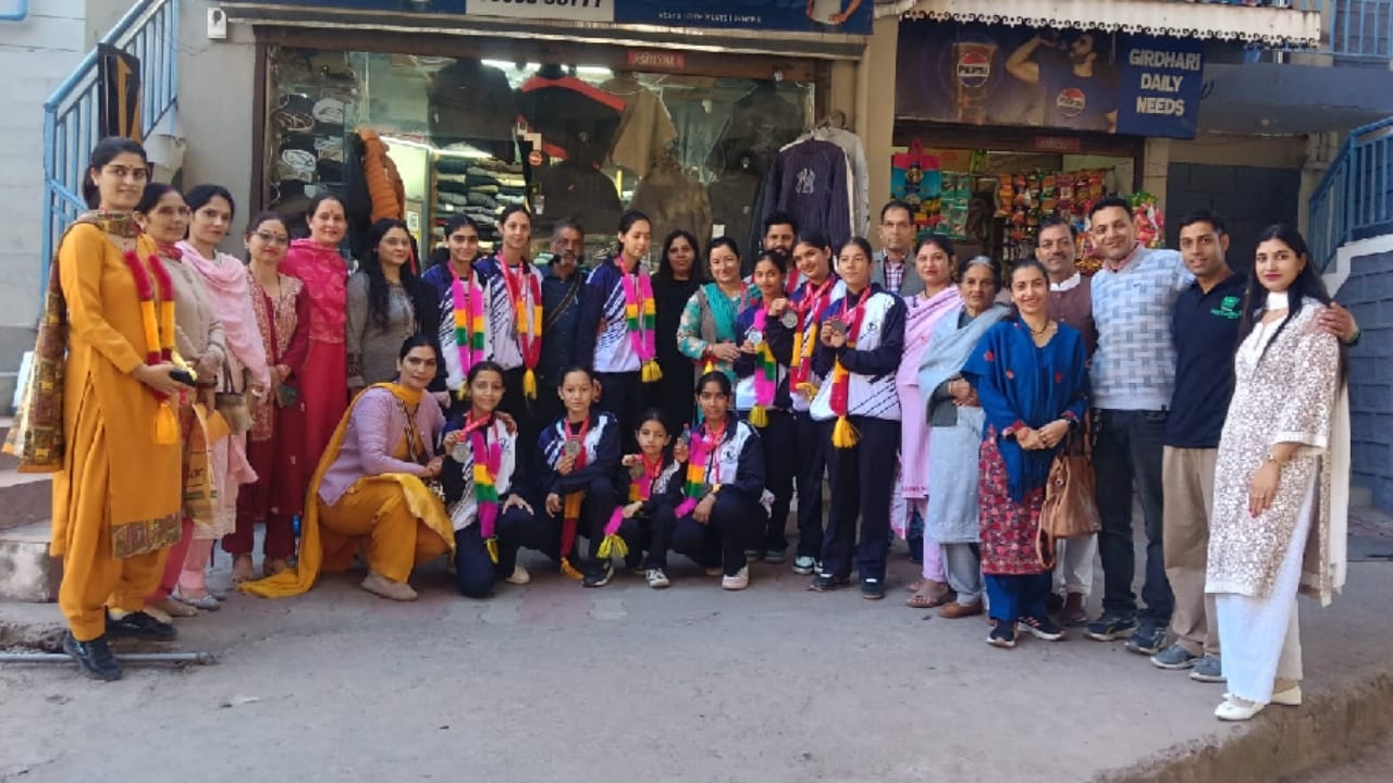 Solan News: डीएवी स्कूल कुमारहट्टी के खिलाड़ियों ने राष्ट्रीय स्तर पर बढ़ाया मान