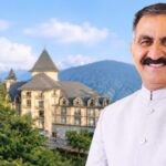 सीएम सुक्खू ने निजी कमाई से आपदा राहत कोष में 51 लाख का दान कर पेश की मिसाल, क्या यही है व्यवस्था परिवर्तन ? 1 Himachal News: शिमला के वाइल्ड फ्लावर हॉल को मिली देश की सबसे ऊँची राजस्व बोली, सरकार को 35 वर्षों में करीब 2,000 करोड़ की आय