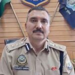 Drug Smuggler Property Seized: ‘एंटी चिट्टा अभियान’ के तहत नशा तस्कर की 48.30 लाख रुपये की संपत्ति जब्त 1 Shimla News: शिमला पुलिस के पूर्व SSP संजीव गांधी पर FIR,2.35 लाख रुपये की हेराफेरी का आरोप