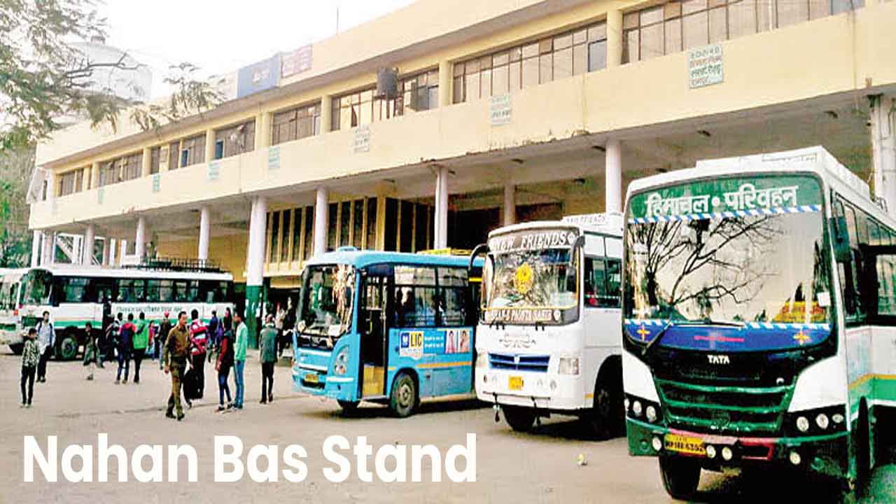 HRTC Nahan Depot: टायरों की कमी से थमे 11 बसों के पहिए, जानिए पूरा मामला